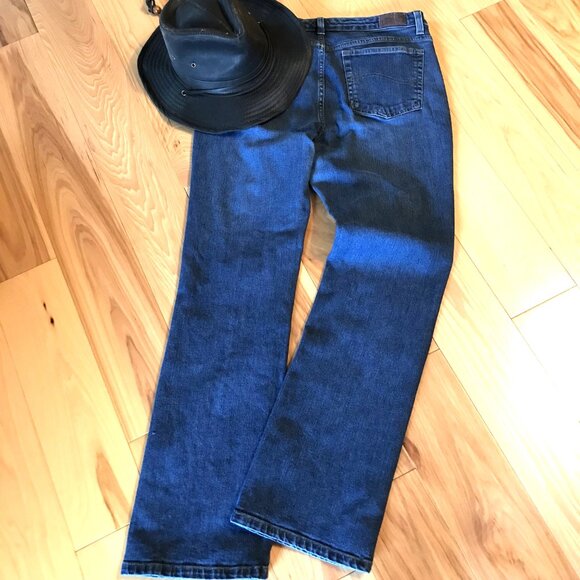 1970s Rock Band Patchwork Jeans, Size 12: Upcycled Bleached Band Patches & Stars - Picture 9 of 12